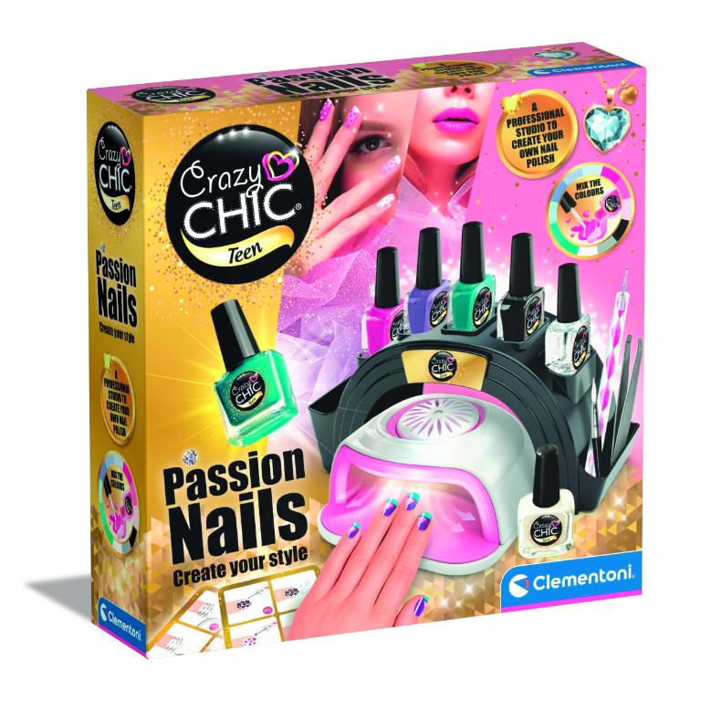 Passion Nails